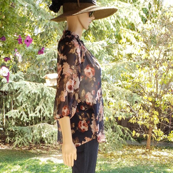 BELLATRIX, 3/4 sleeve floral navy/pink blouse - Picture 7 of 7